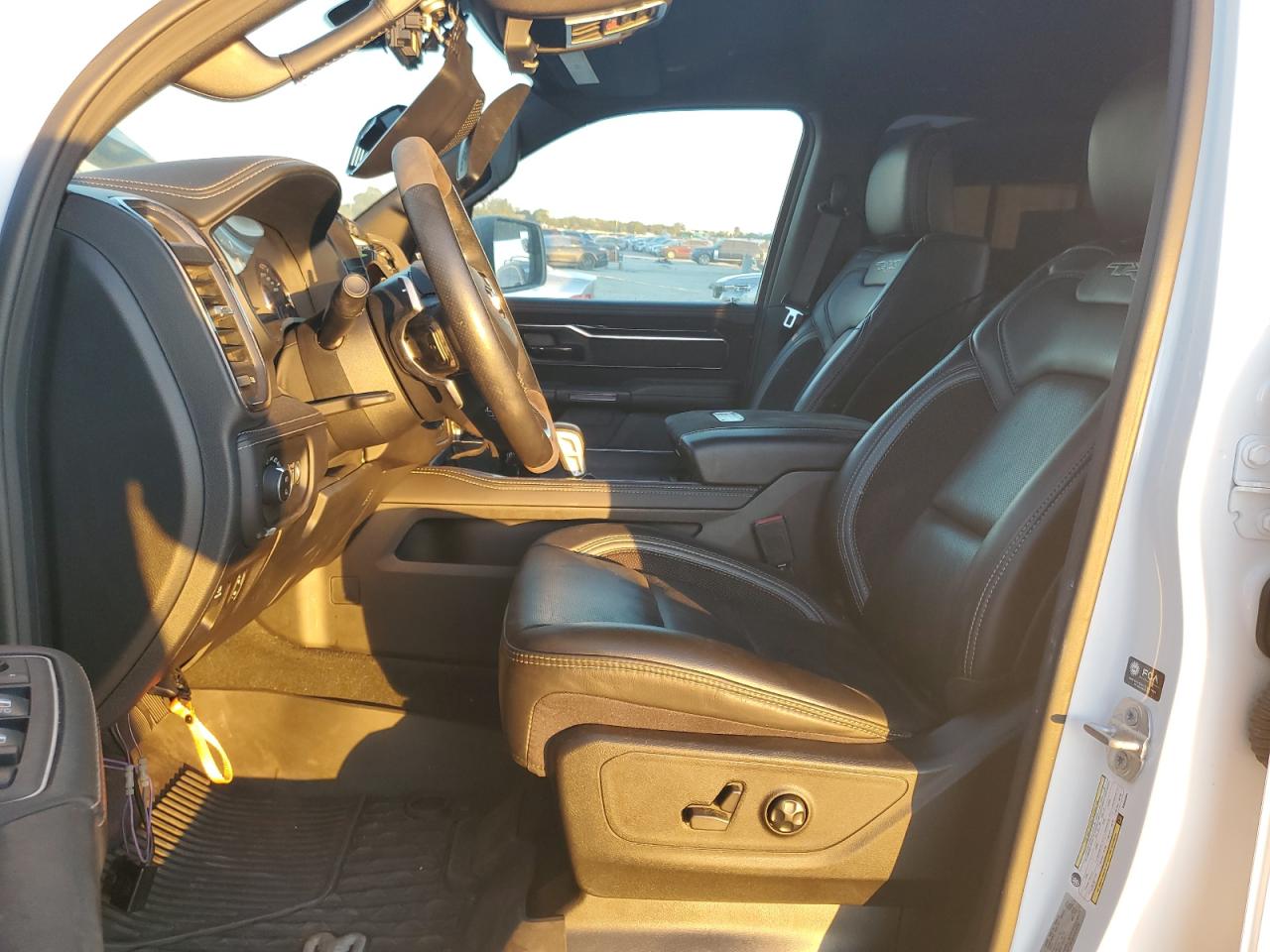 2021 RAM 1500 - Image 7