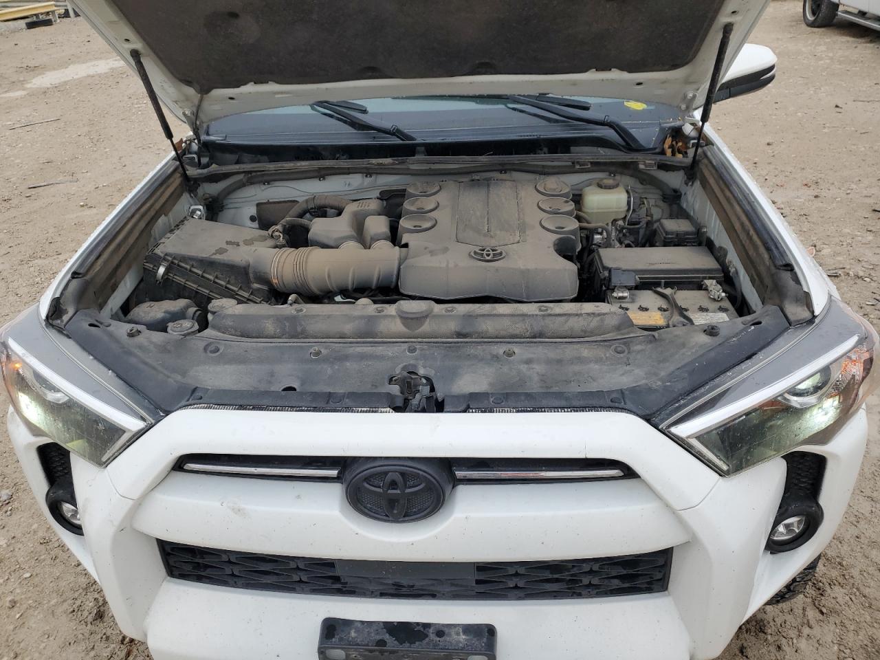 2022 Toyota 4Runner - Image 14