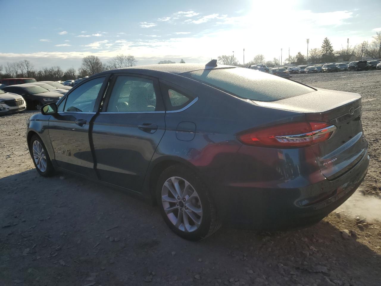 VIN 3FA6P0LU2KR185147 2019 FORD FUSION no.2