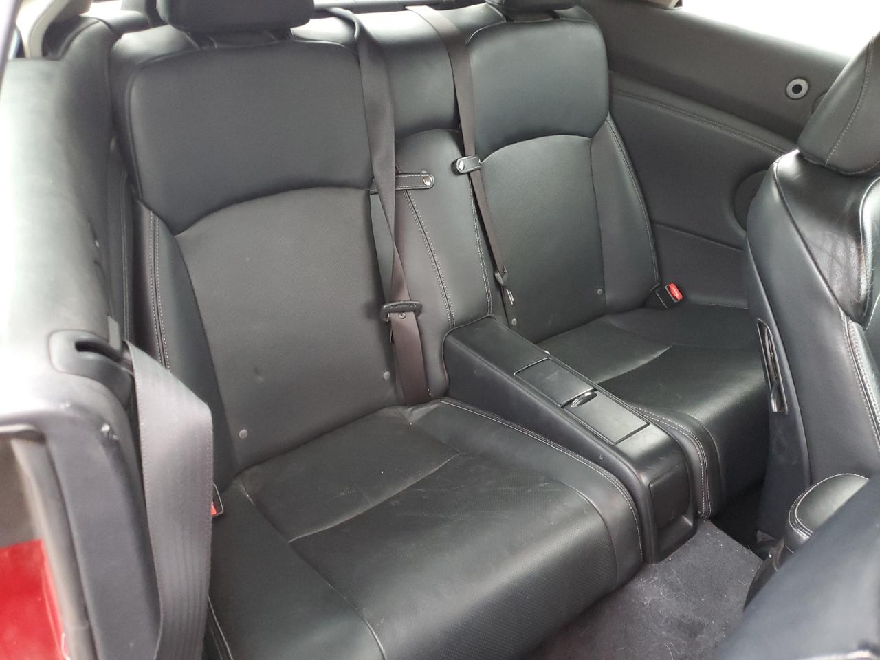 2010 Lexus IS - Image 10