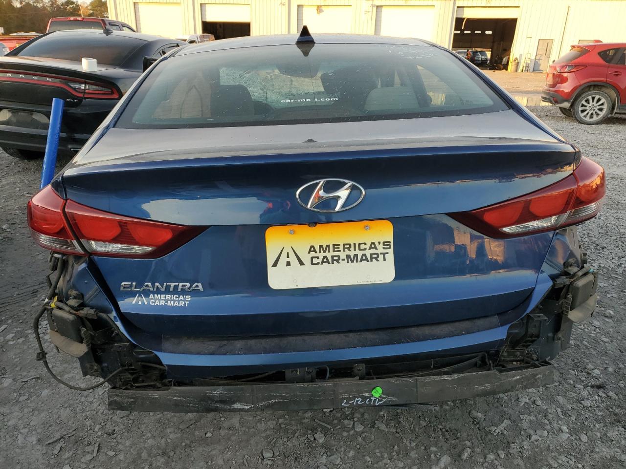 2017 Hyundai Elantra - Image 6
