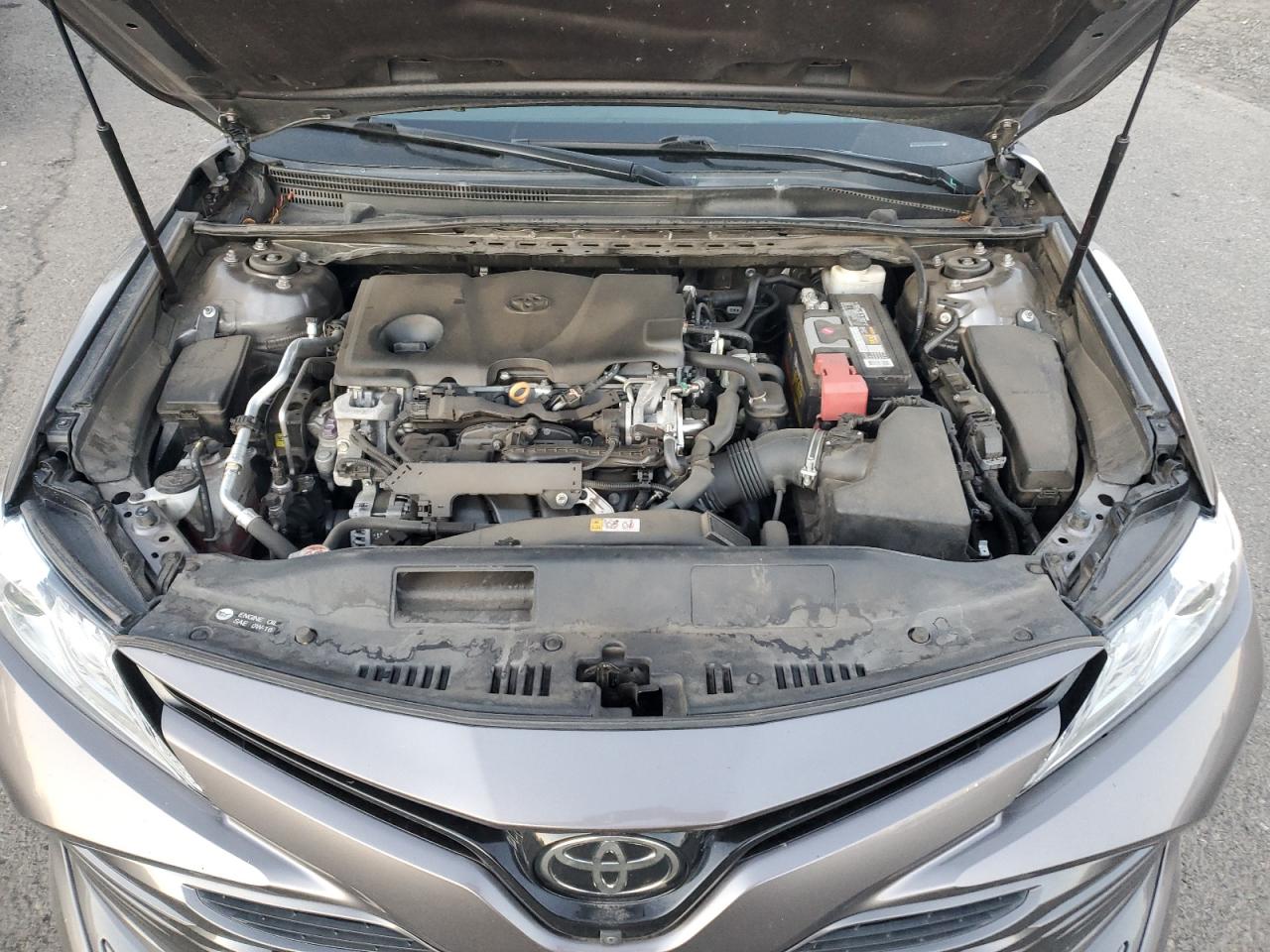 2018 Toyota Camry - Image 12
