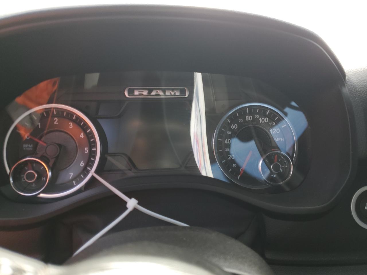 2021 RAM 1500 - Image 9
