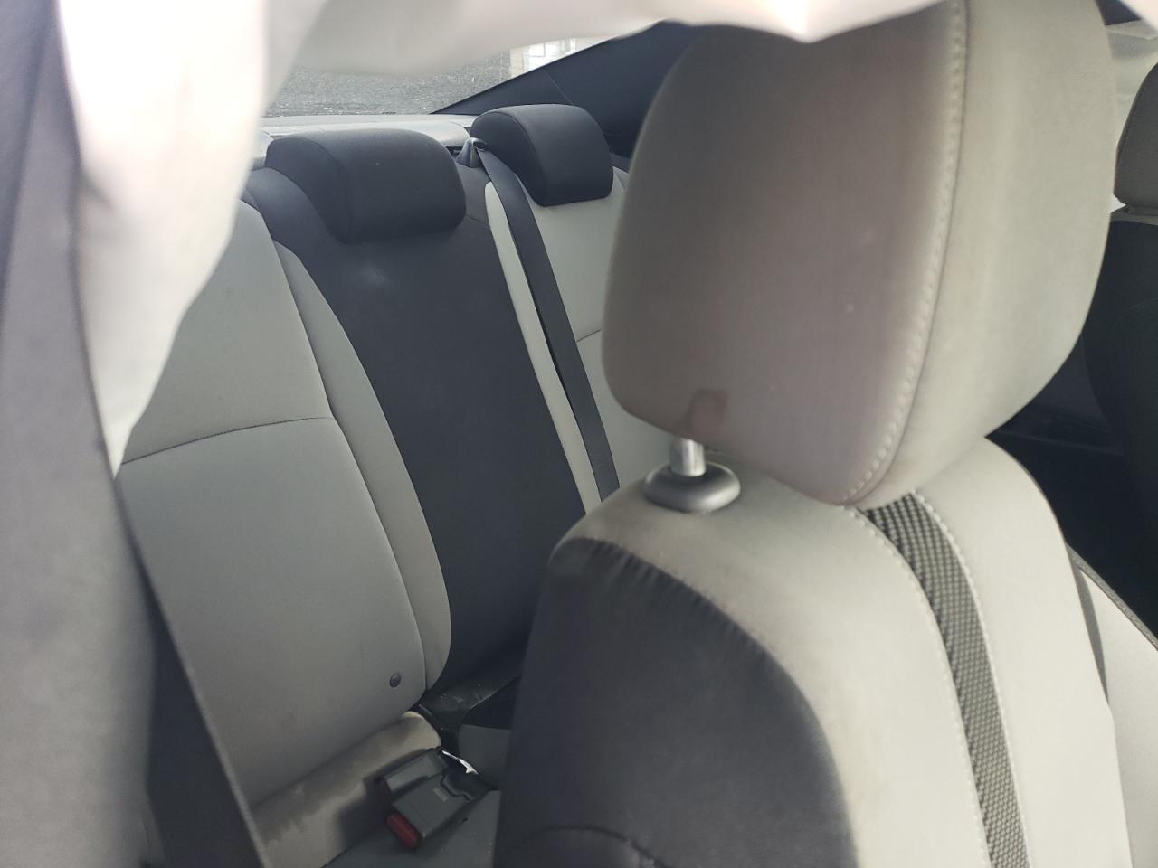 2018 Honda Civic - Image 10