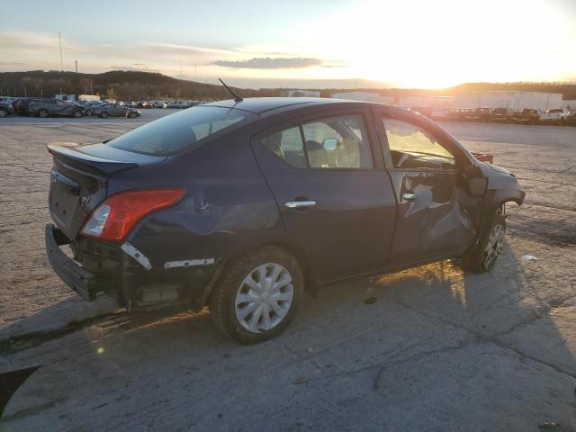  NISSAN VERSA 2019 Granatowy