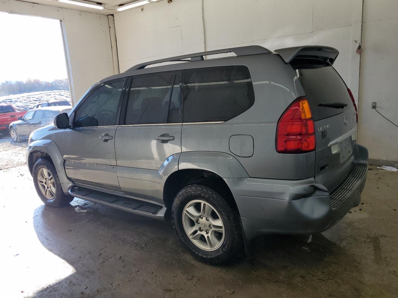 2007 Lexus GX - Image 2