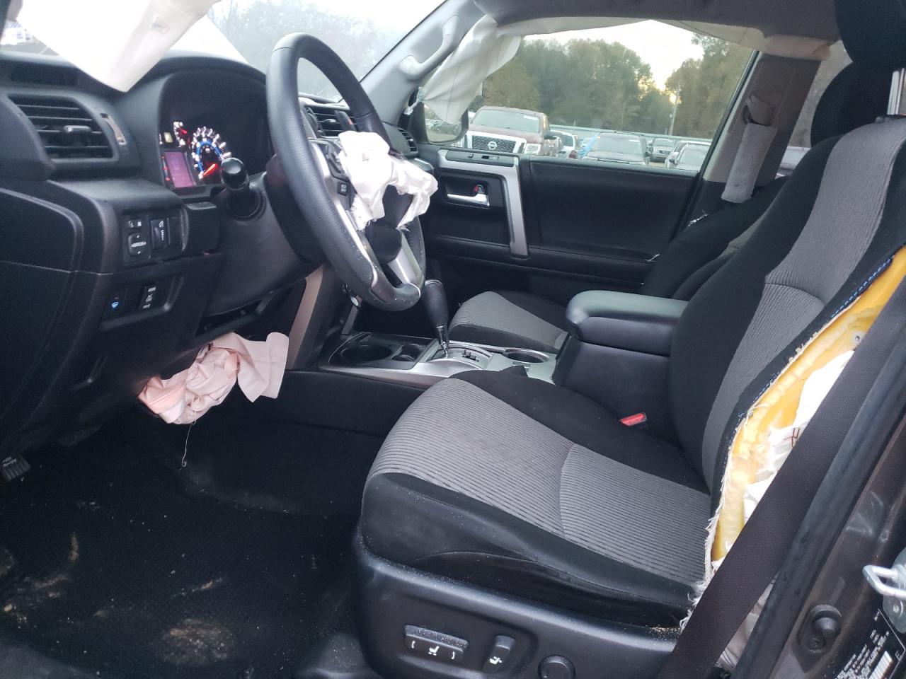 2019 Toyota 4Runner - Image 7