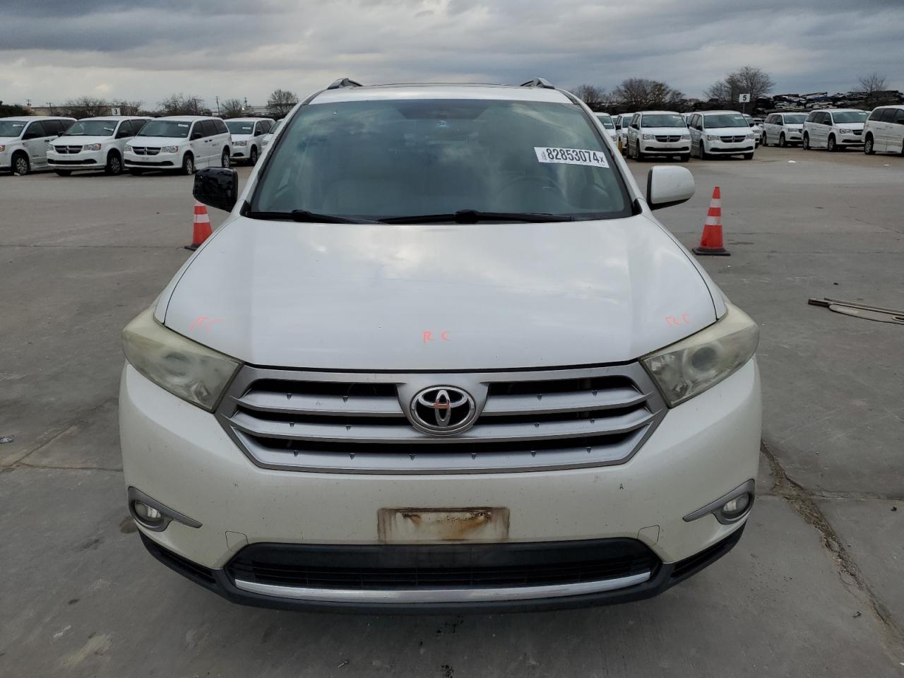 VIN 5TDZK3EH5DS096258 2013 TOYOTA HIGHLANDER no.5