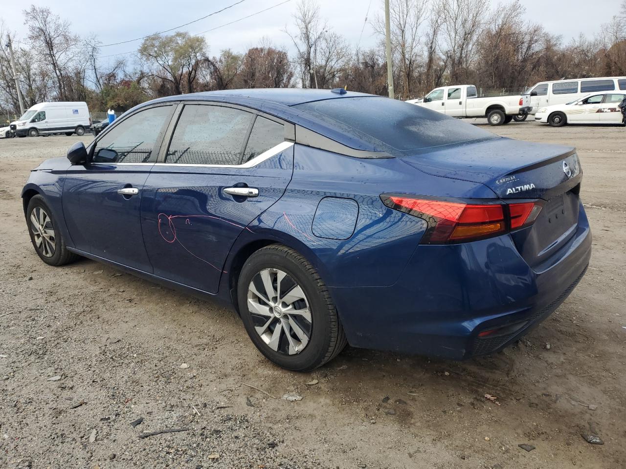 2020 Nissan Altima - Image 2