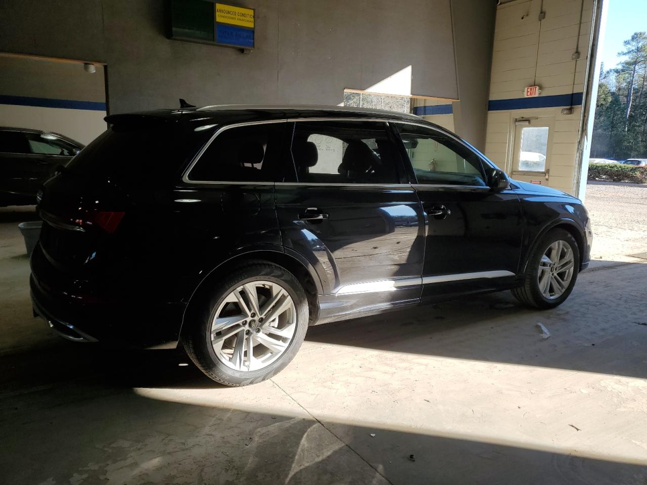 VIN WA1VXAF79MD035513 2021 AUDI Q7 no.3