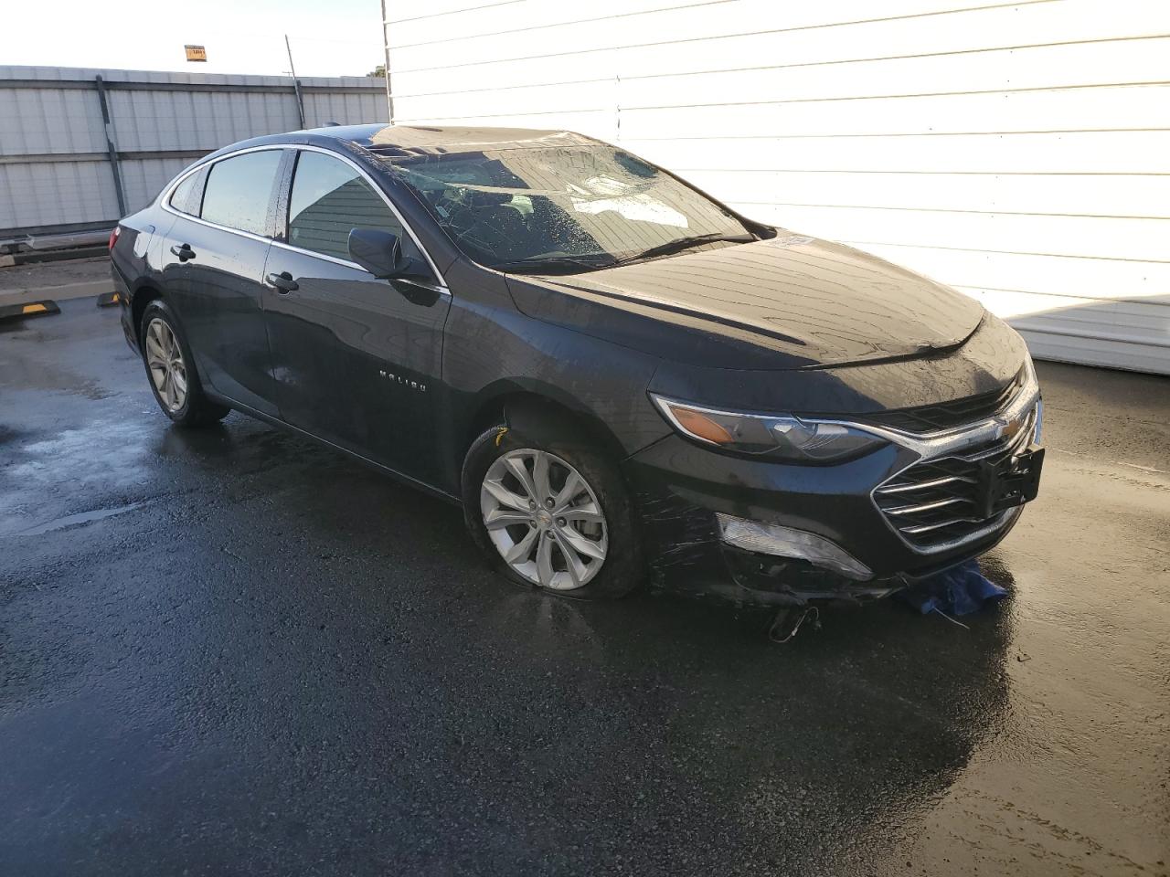 2023 Chevrolet Malibu - Image 4