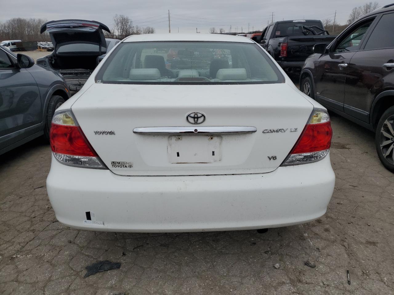 2005 Toyota Camry Le VIN: 4T1BF32K45U096136 Lot: 84036854