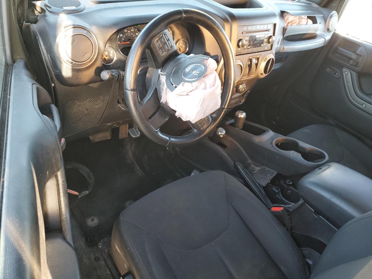 2015 Jeep Wrangler - Image 8