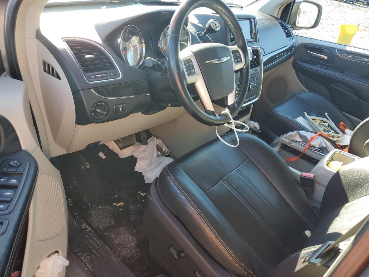 2015 Chrysler Town & Country Touring VIN: 2C4RC1BG2FR673630 Lot: 87007424