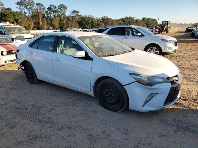  TOYOTA CAMRY 2015 White
