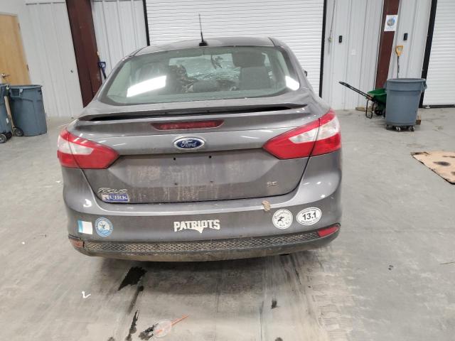 Sedans FORD FOCUS 2014 Gray