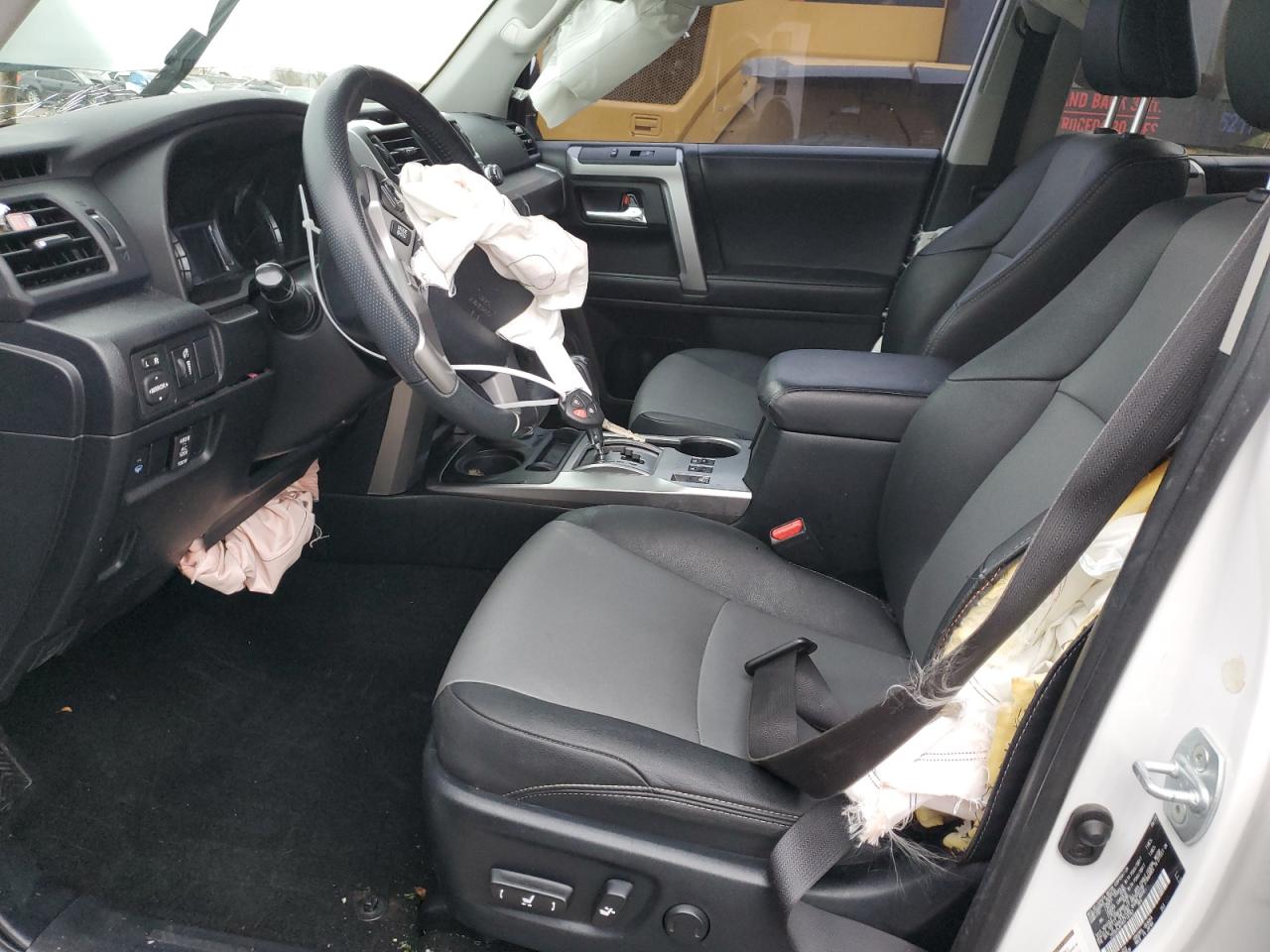 2019 Toyota 4Runner Sr5/Sr5 Premium VIN: JTEBU5JR1K5718763 Lot: 83493294