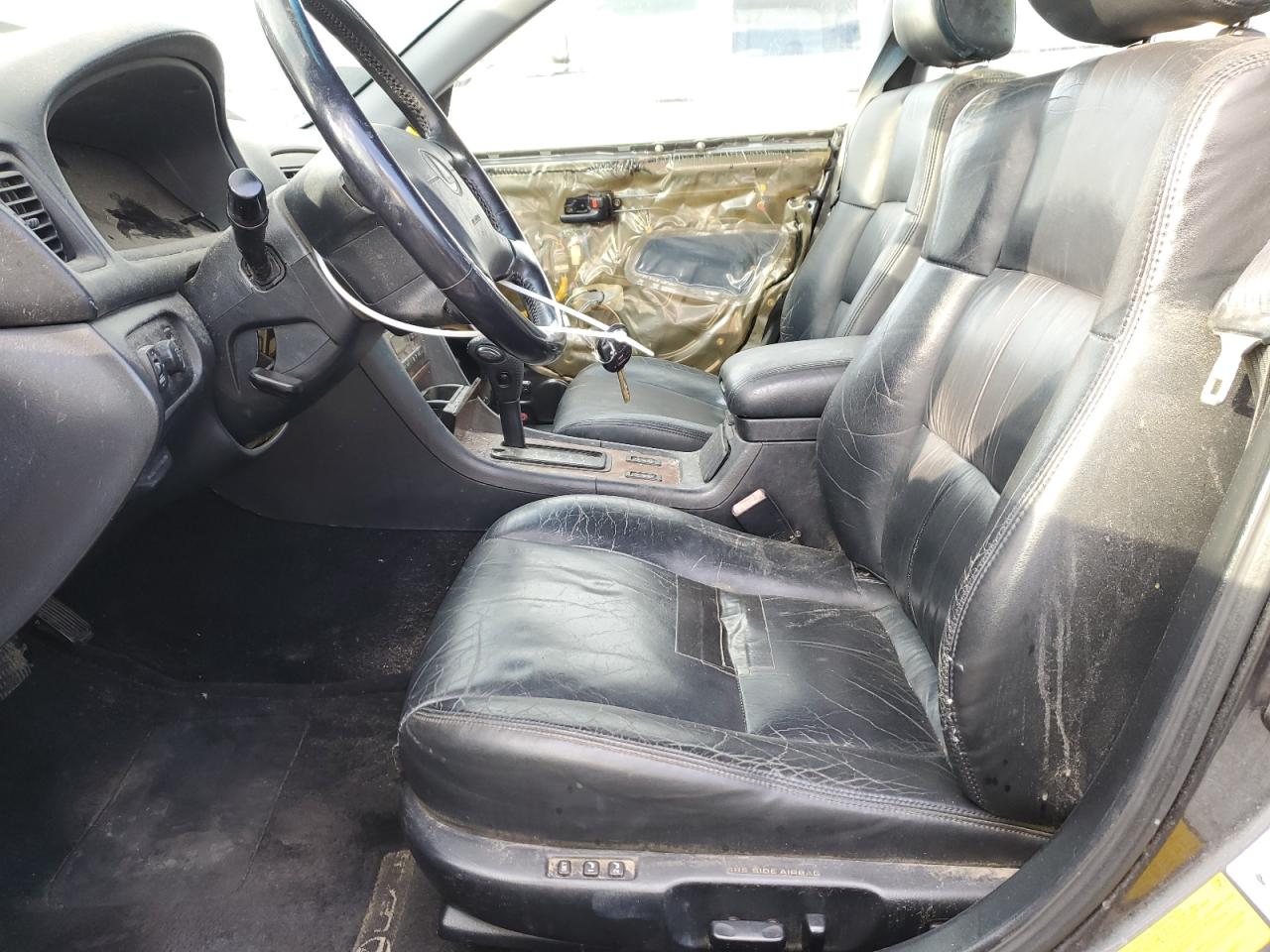 2000 Lexus ES - Image 7