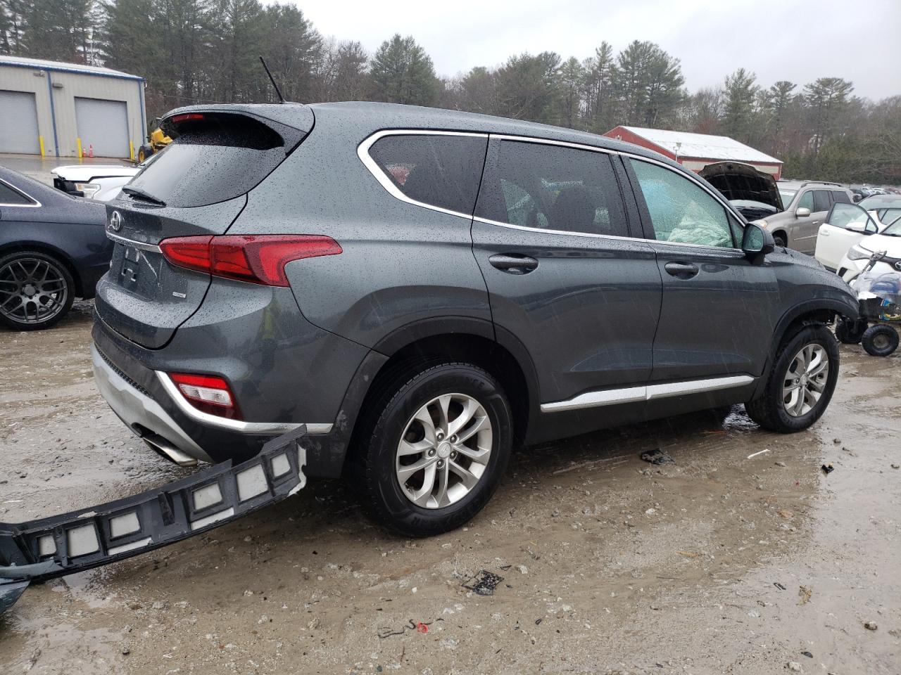 2019 Hyundai Santa Fe - Image 3