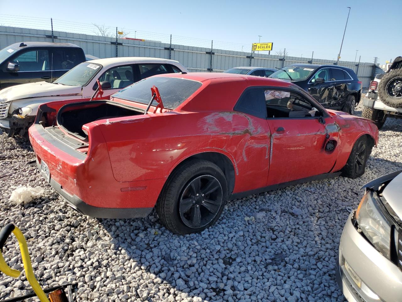 2019 Dodge Challenger - Image 3