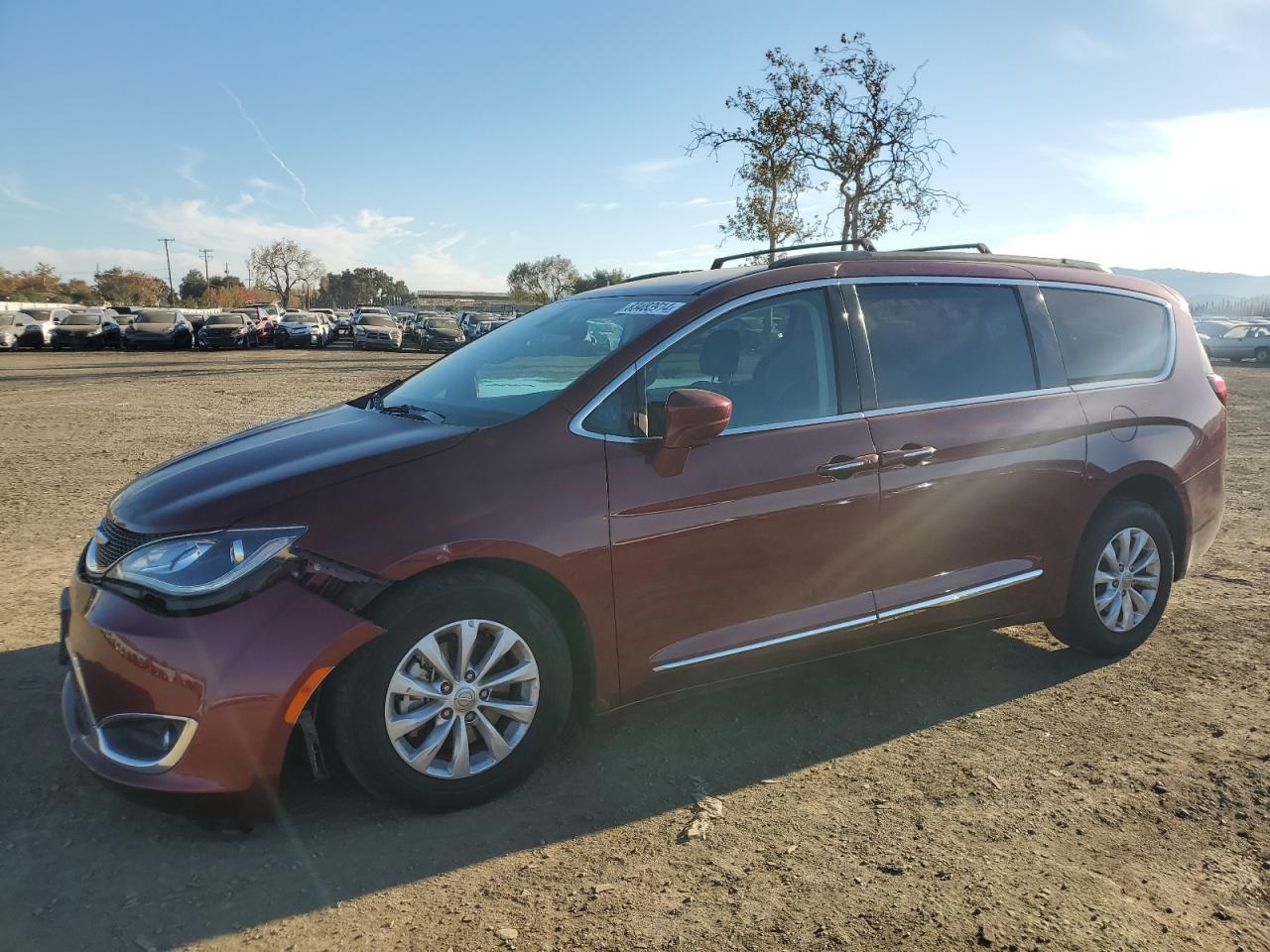 2017 Chrysler Pacifica - Image 1