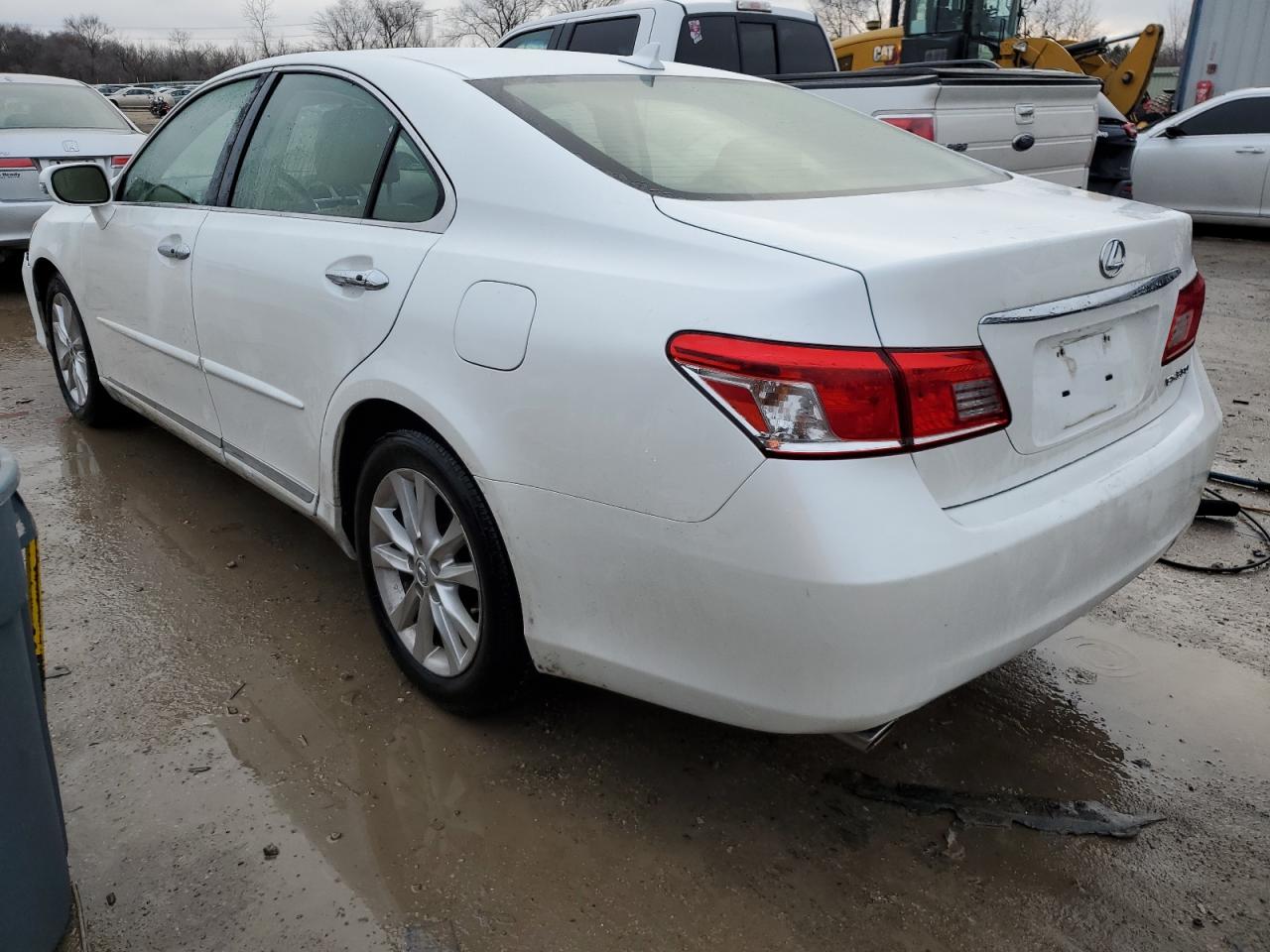 2012 Lexus ES - Image 2