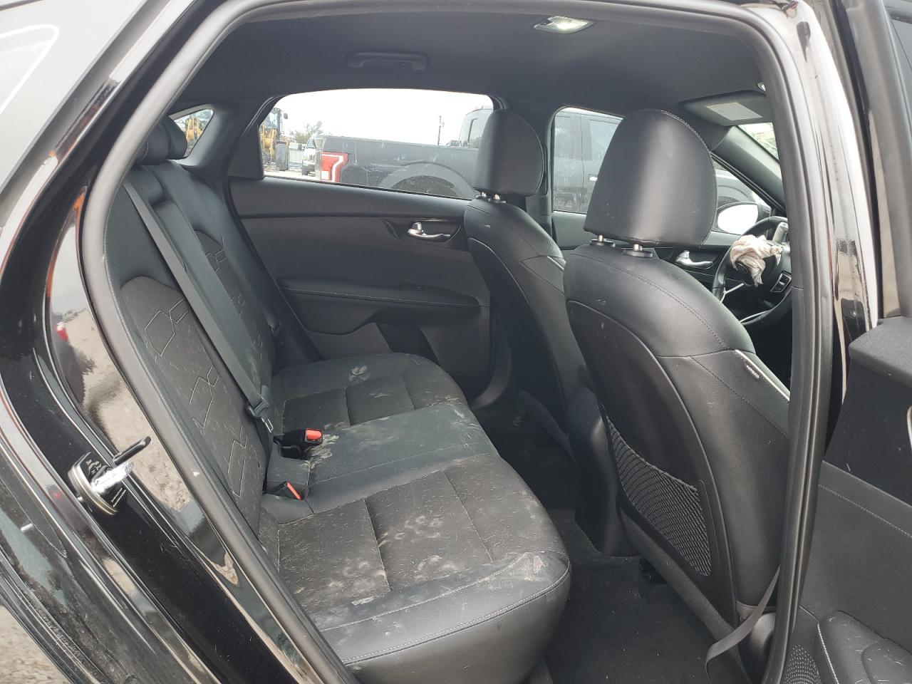 2021 Kia Forte - Image 10