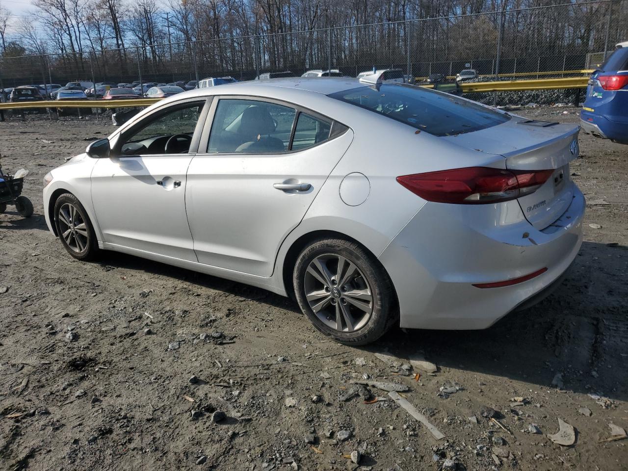 2018 Hyundai Elantra - Image 2