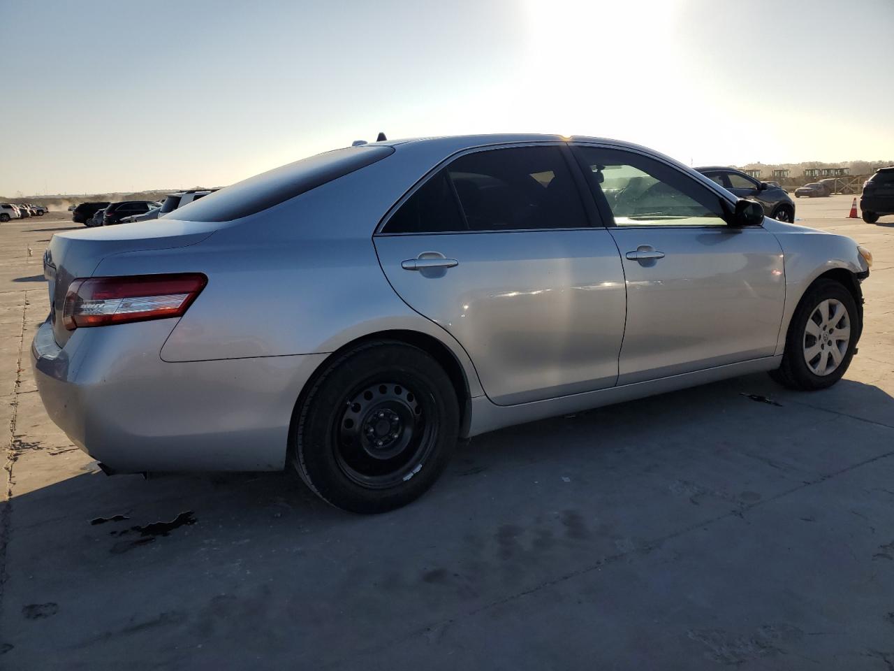 2010 Toyota Camry - Image 3