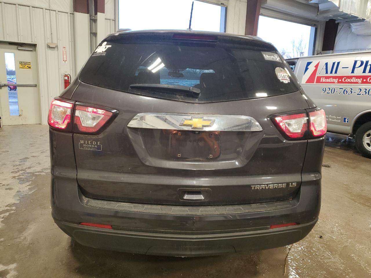 VIN 1GNKRFED6FJ248888 2015 CHEVROLET TRAVERSE no.6