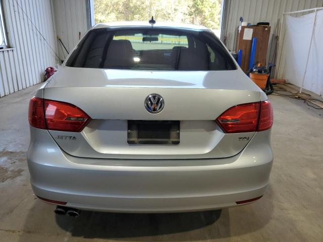 Sedans VOLKSWAGEN JETTA 2012 Silver