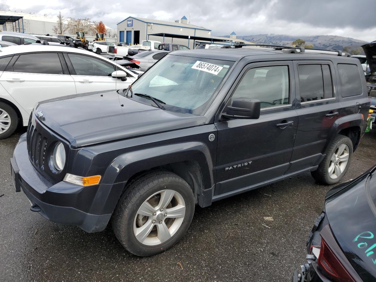 VIN 1C4NJRCB1ED563711 2014 JEEP PATRIOT no.1