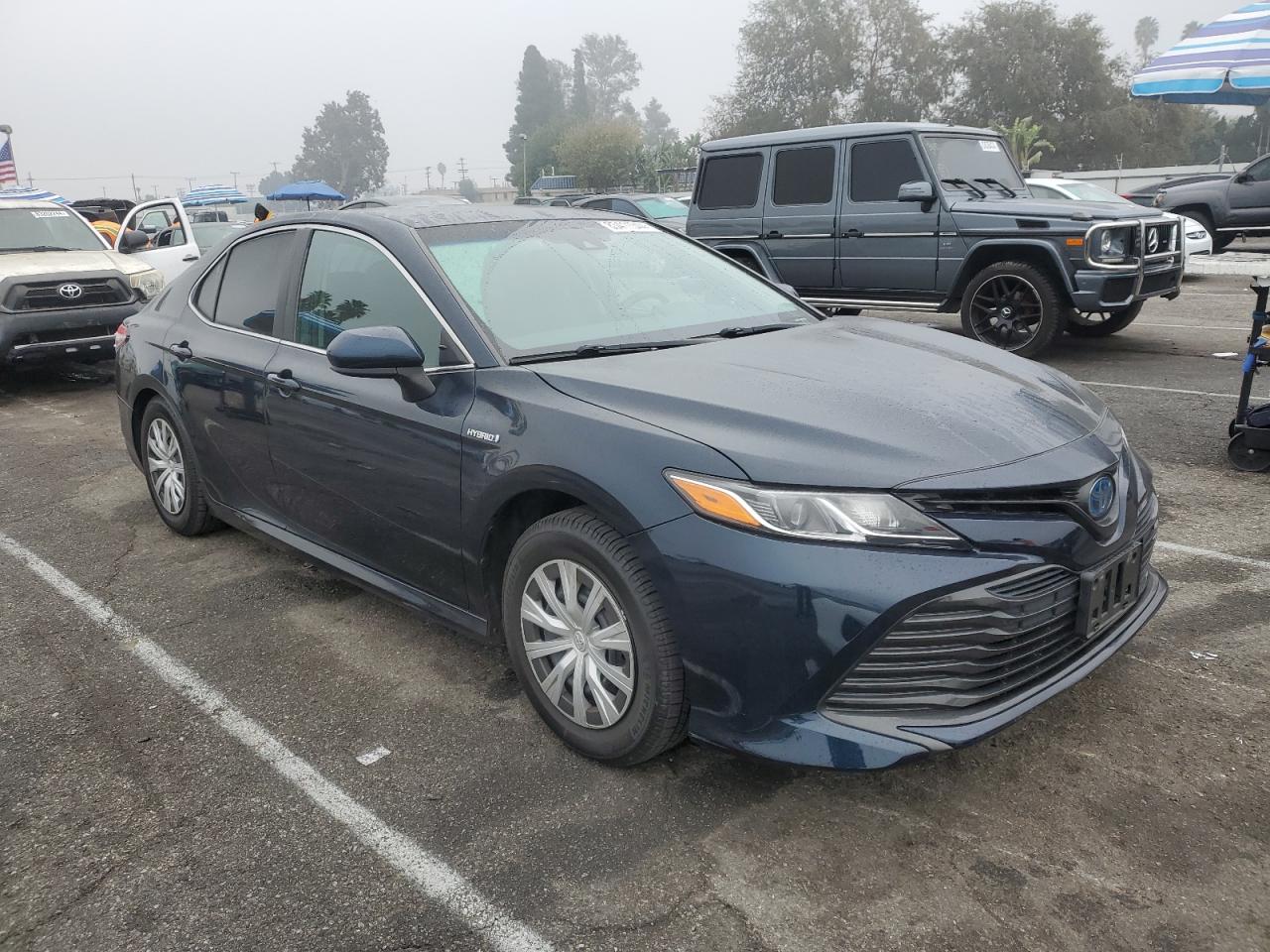 VIN 4T1B31HK5JU507820 2018 TOYOTA CAMRY no.4