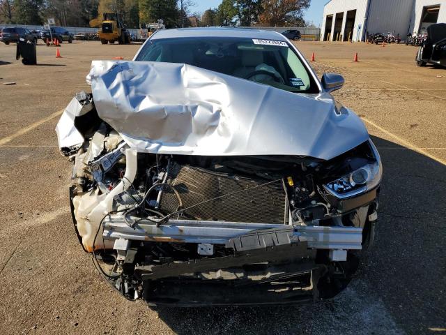  FORD FUSION 2016 Сріблястий