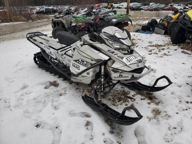 2019 Ski Doo Summit Sp