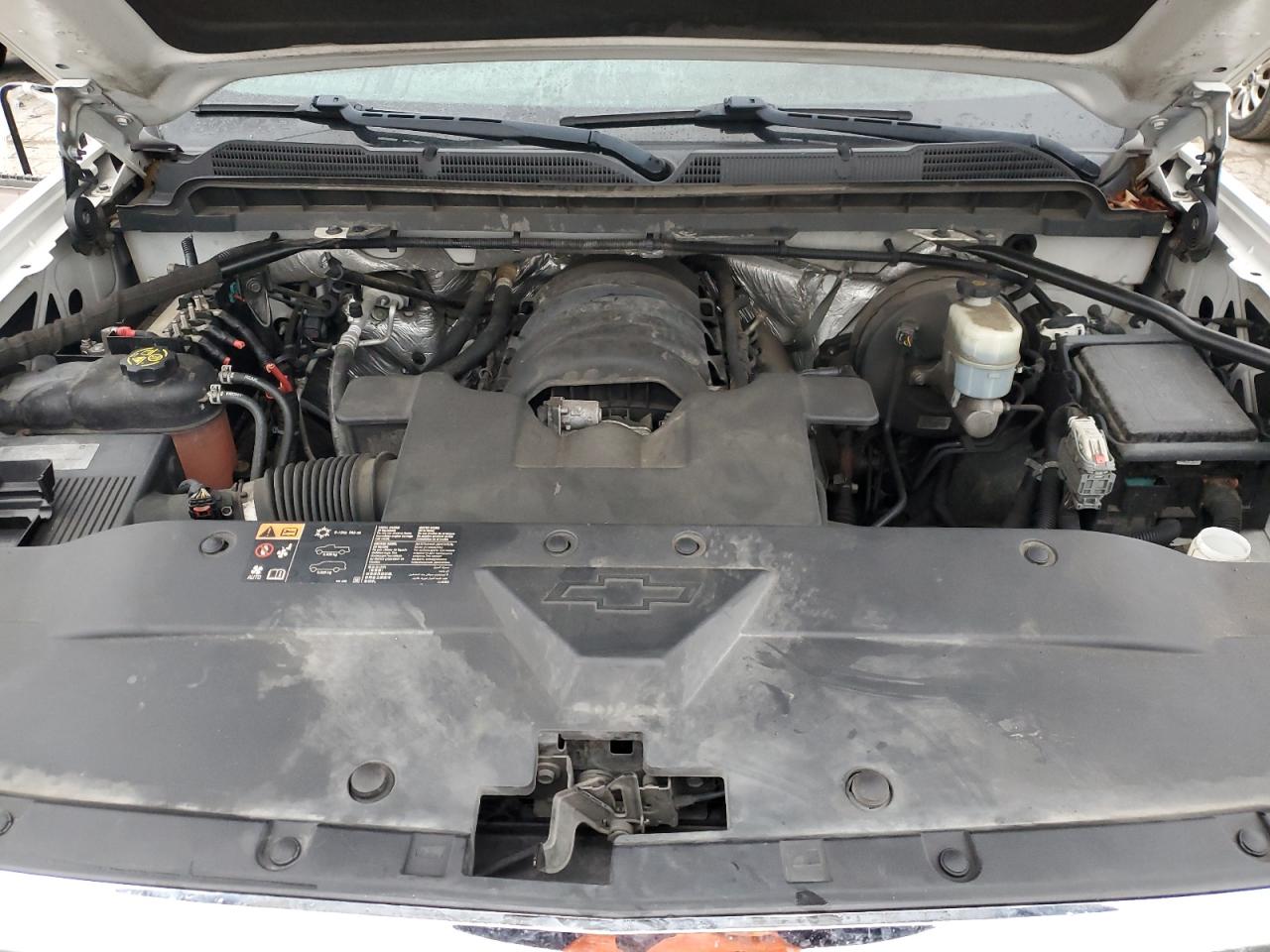 2016 Chevrolet Silverado - Image 11