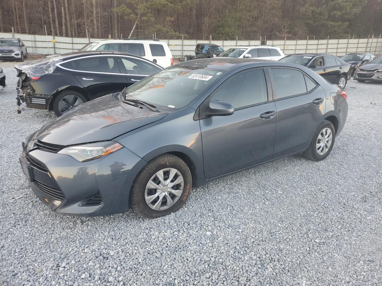 VIN 5YFBURHEXJP840330 2018 TOYOTA COROLLA no.1