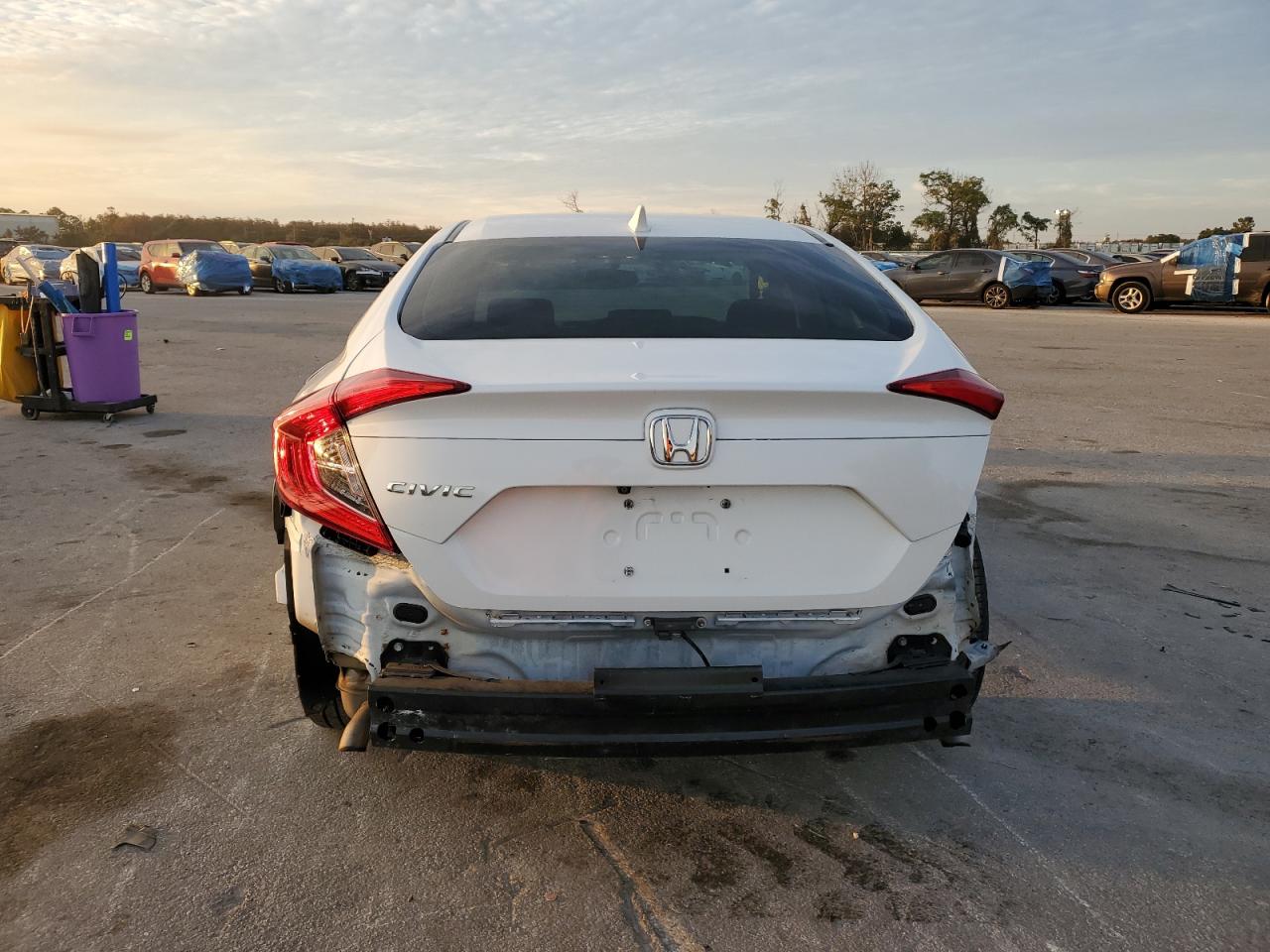 2018 Honda Civic - Image 6