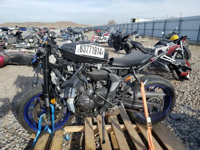  YAMAHA YZFR7 2024 Чорний