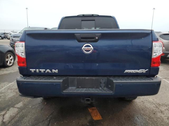  NISSAN TITAN 2018 Синий