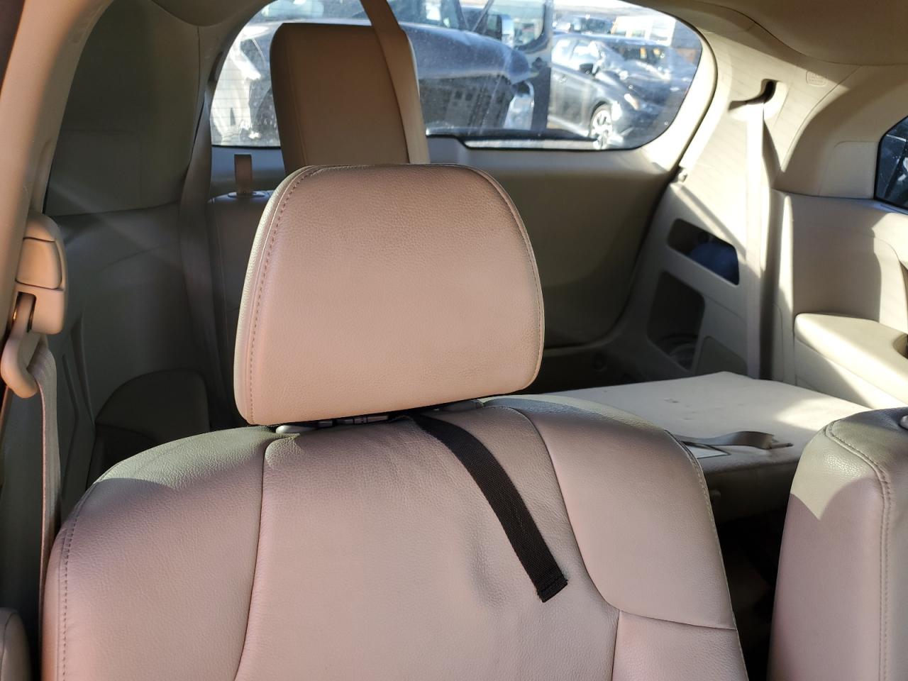 2014 Honda Odyssey - Image 10