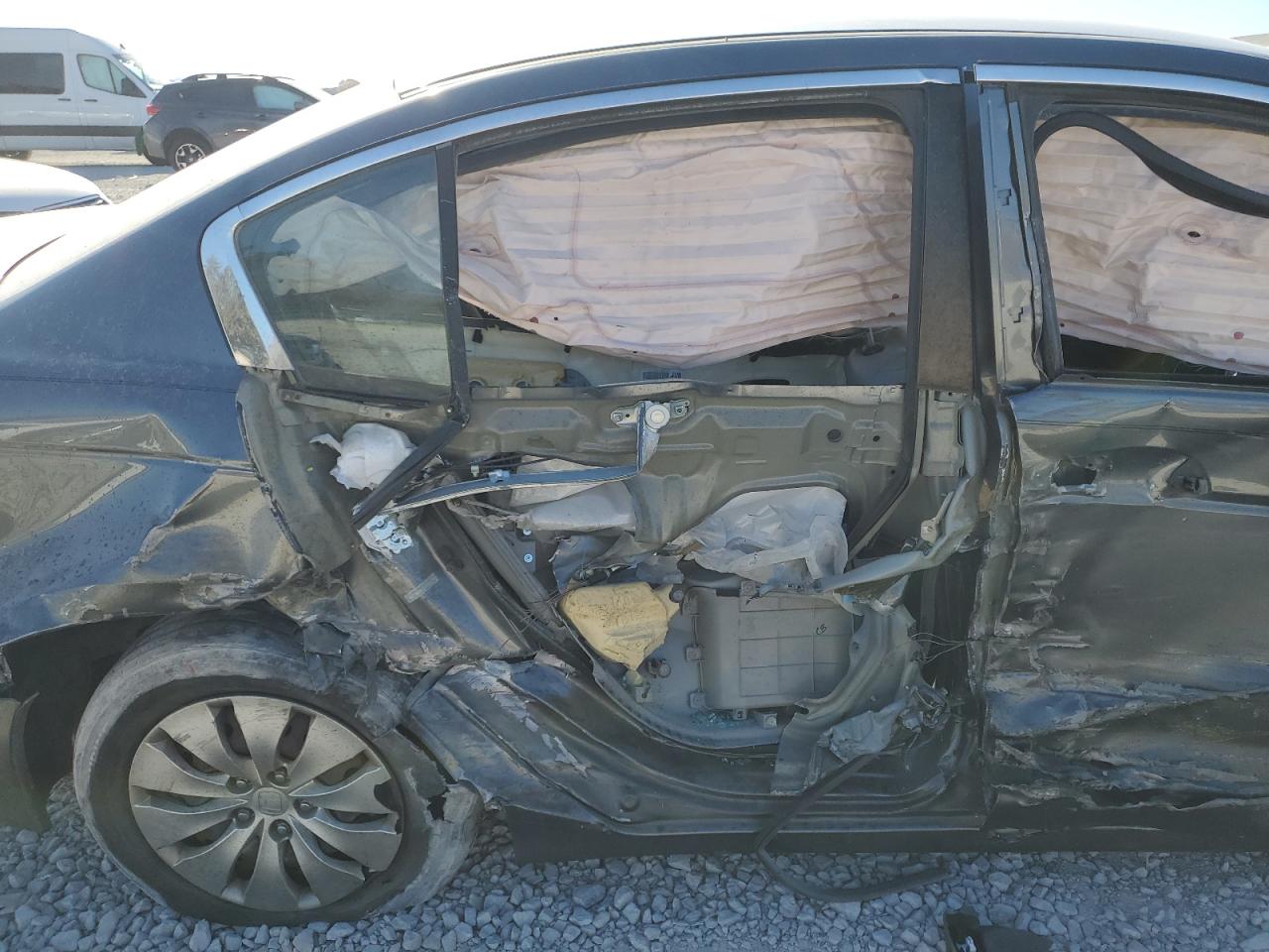 2010 Honda Accord - Image 11