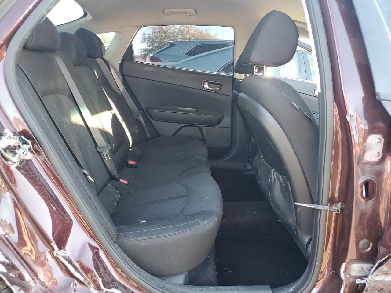 2018 Kia Optima - Image 10