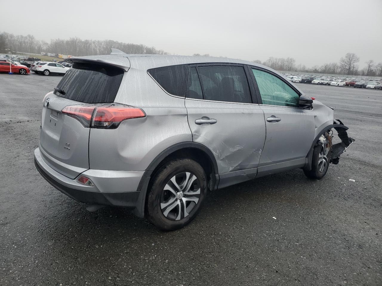 2017 Toyota RAV 4 - Image 3
