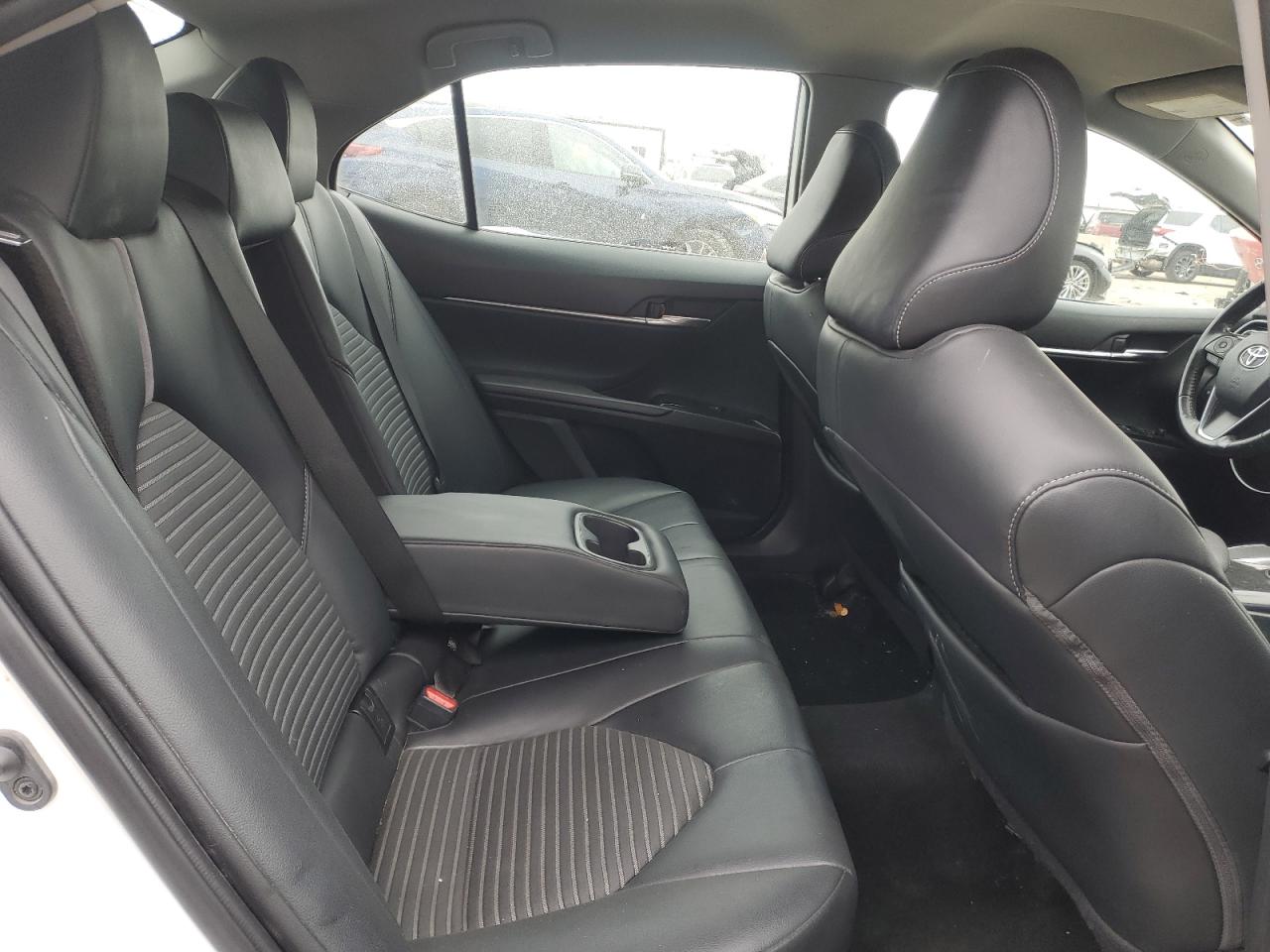 2020 Toyota Camry - Image 10