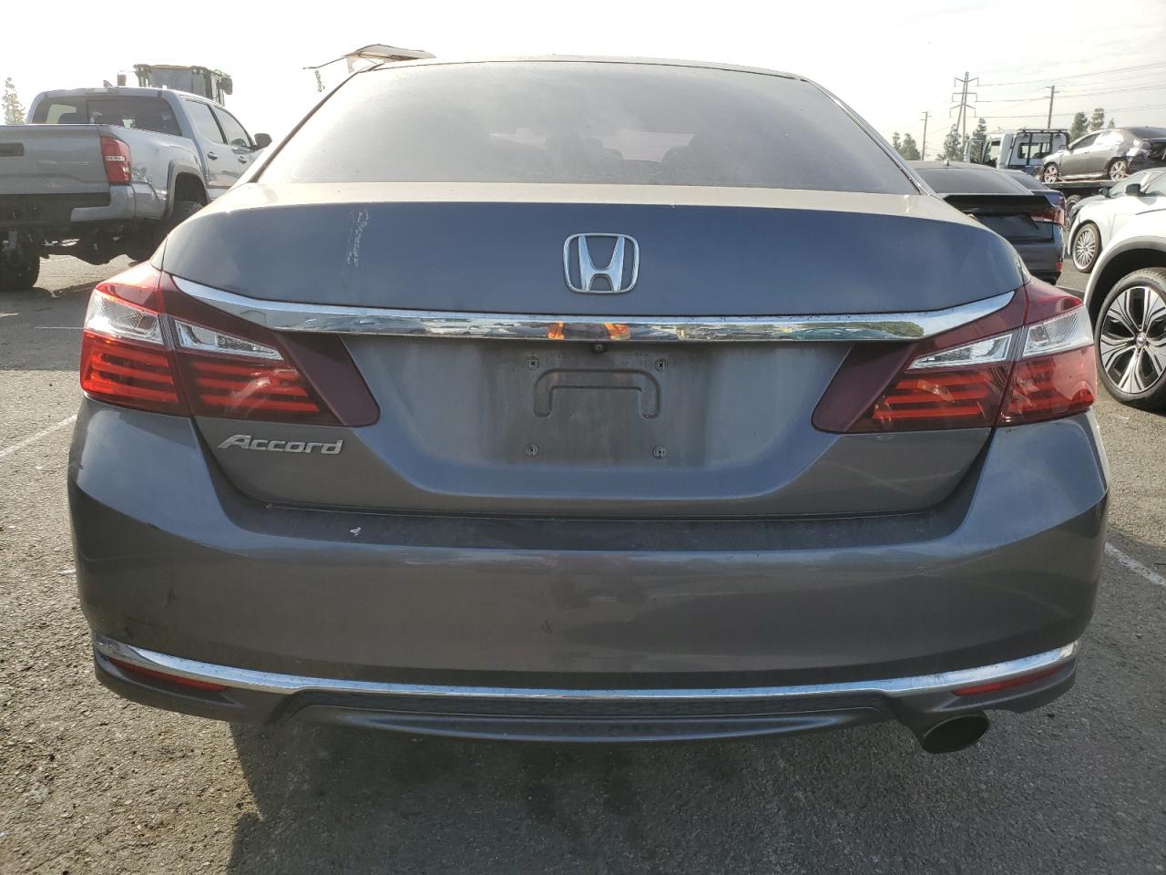 2016 Honda Accord - Image 6