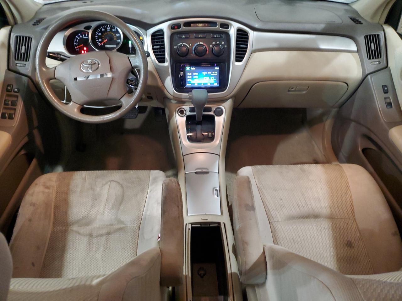 2004 Toyota Highlander - Image 8