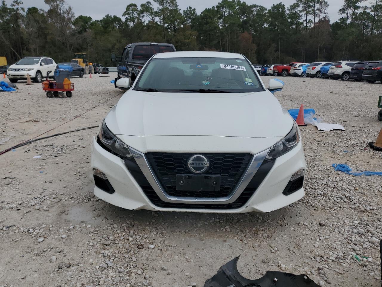 2020 Nissan Altima - Image 5
