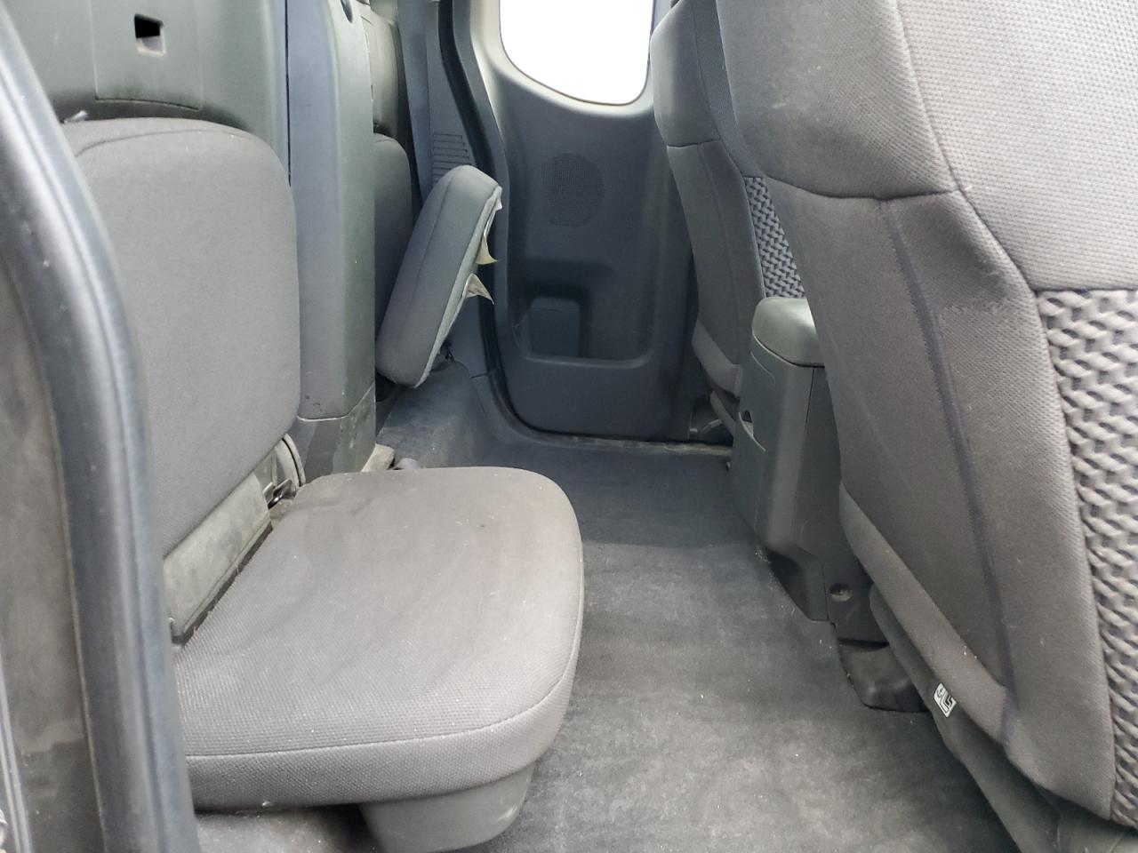2019 Nissan Navara (Frontier) - Image 10