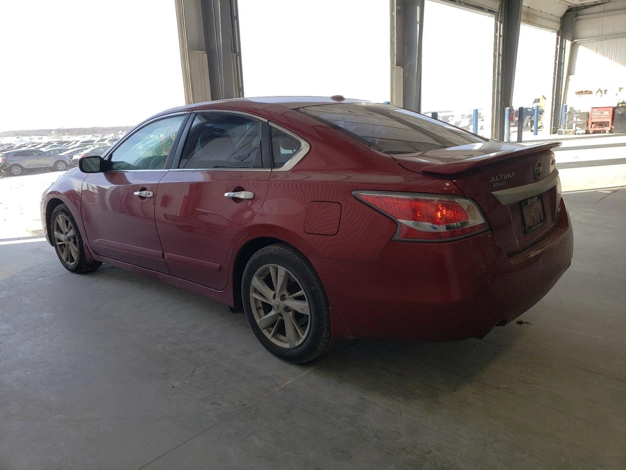 2014 Nissan Altima - Image 2